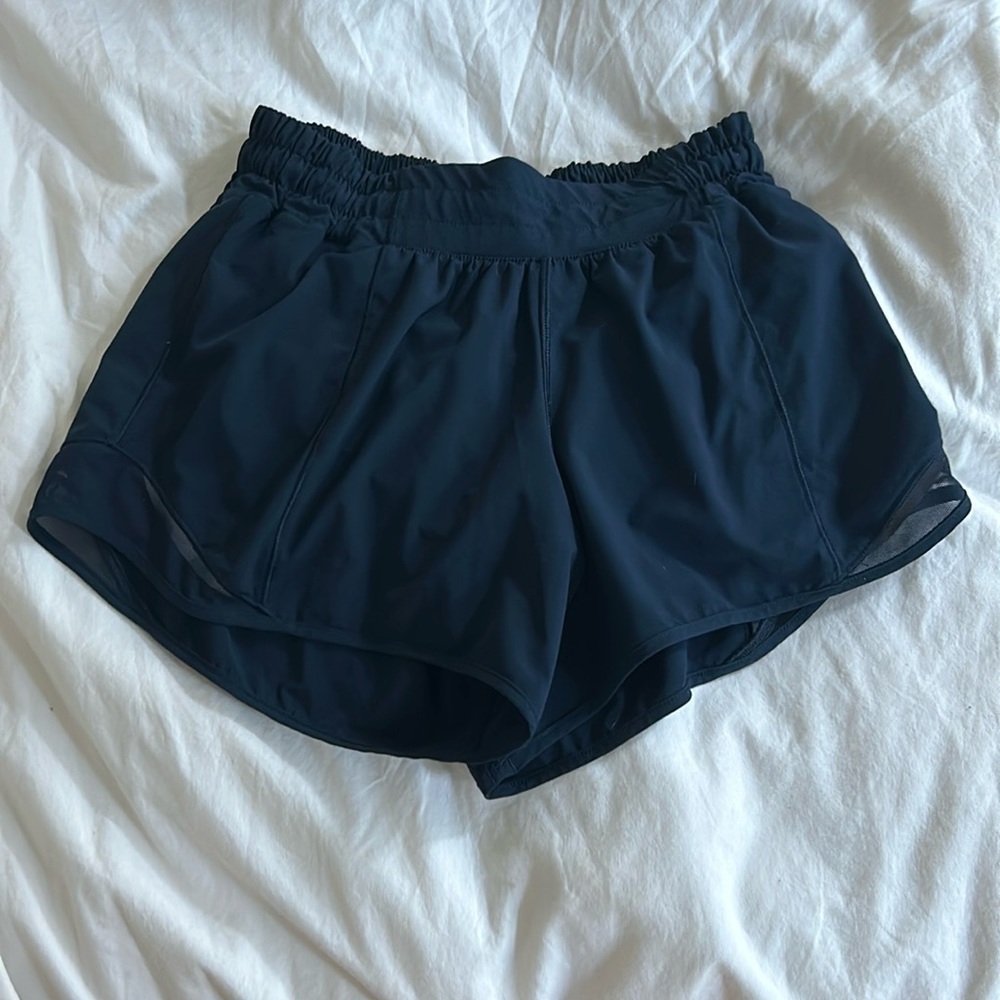 Lululemon Hotty Hot shorts in Navy 4”